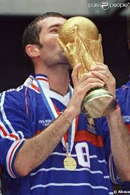 Zidane kissing the world cup  
