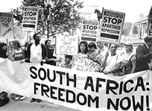 People protesting in South Africa, August 1990. (http://sharonsloveofbooks.blogspot.com/2013/12/lon ())
