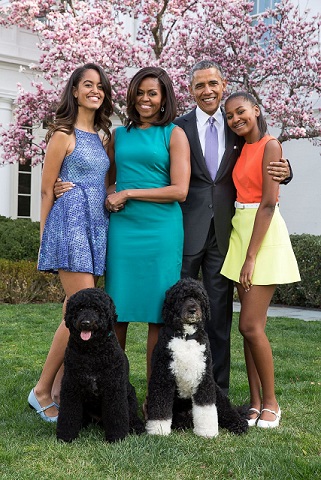  (http://abcnews.go.com/Politics/photos/malia-sasha- ())
