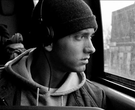 Eminem-Mockingbird (lyric video for Rap Battle WBB) 