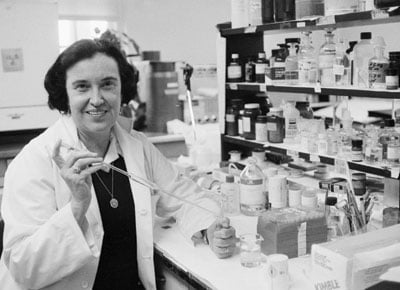 Rosalyn Sussman Yalow working in the lab (http://www.nobelprize.org/nobel_prizes/medicine/la ())