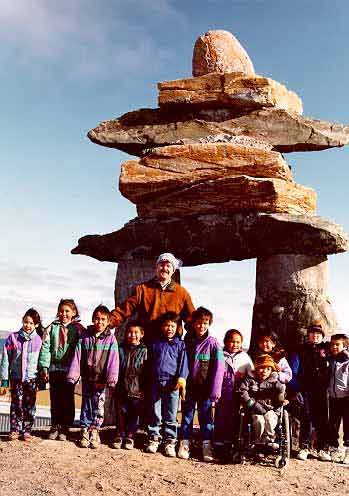 Bill and his class (inukshuk.com)