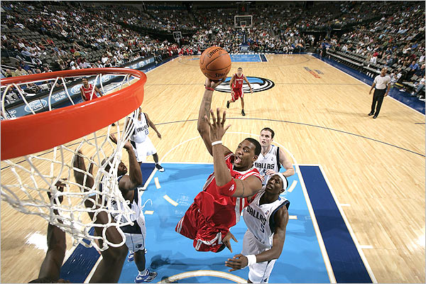 McGrady going up for a dunk (NBA.com)