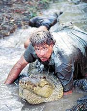 <a href=http://en.wikipedia.org/wiki/Image:Crocodile_Hunter_film.jpg>Steve Irwin</a>